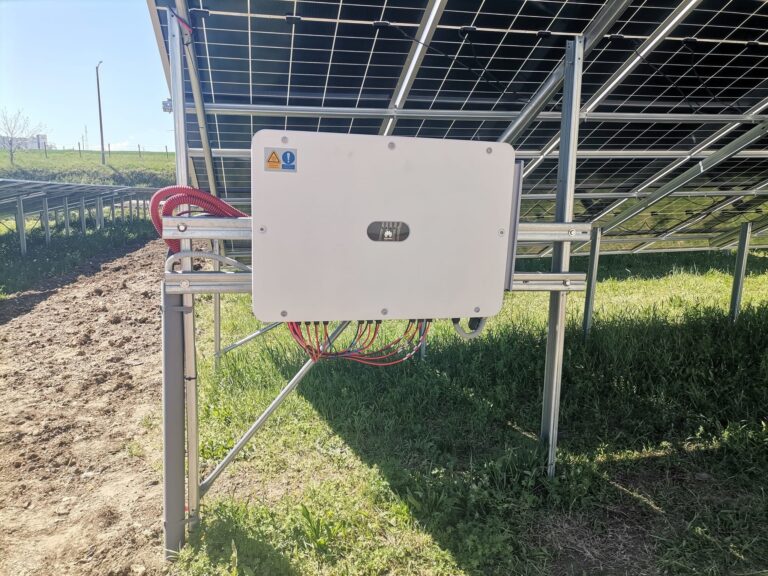 Монтаж на фотоволтаична електрическа централа 200kW за собствени нужди с. Липник общ. Разград